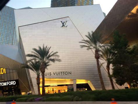 louis vuitton utc|louis vuitton las vegas nv.